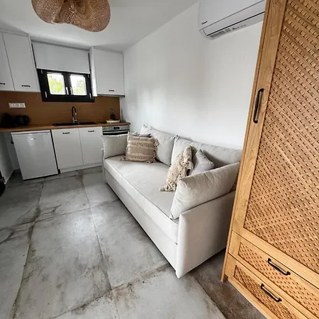 Apartment Byblos Cycladic House *
